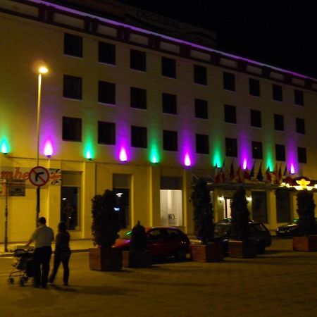 Hotel Bistrita Bacău Exteriér fotografie