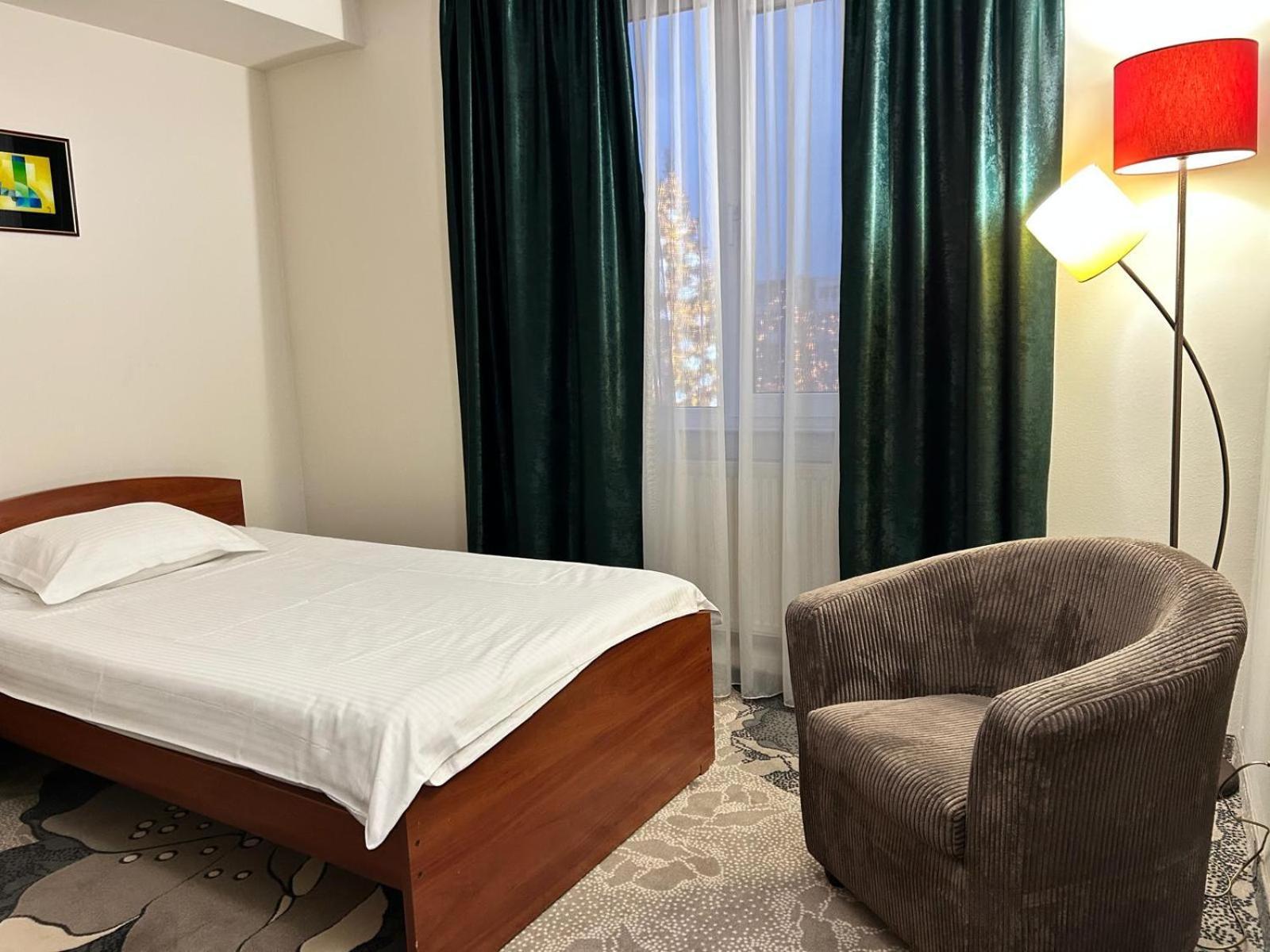 Hotel Bistrita Bacău Exteriér fotografie